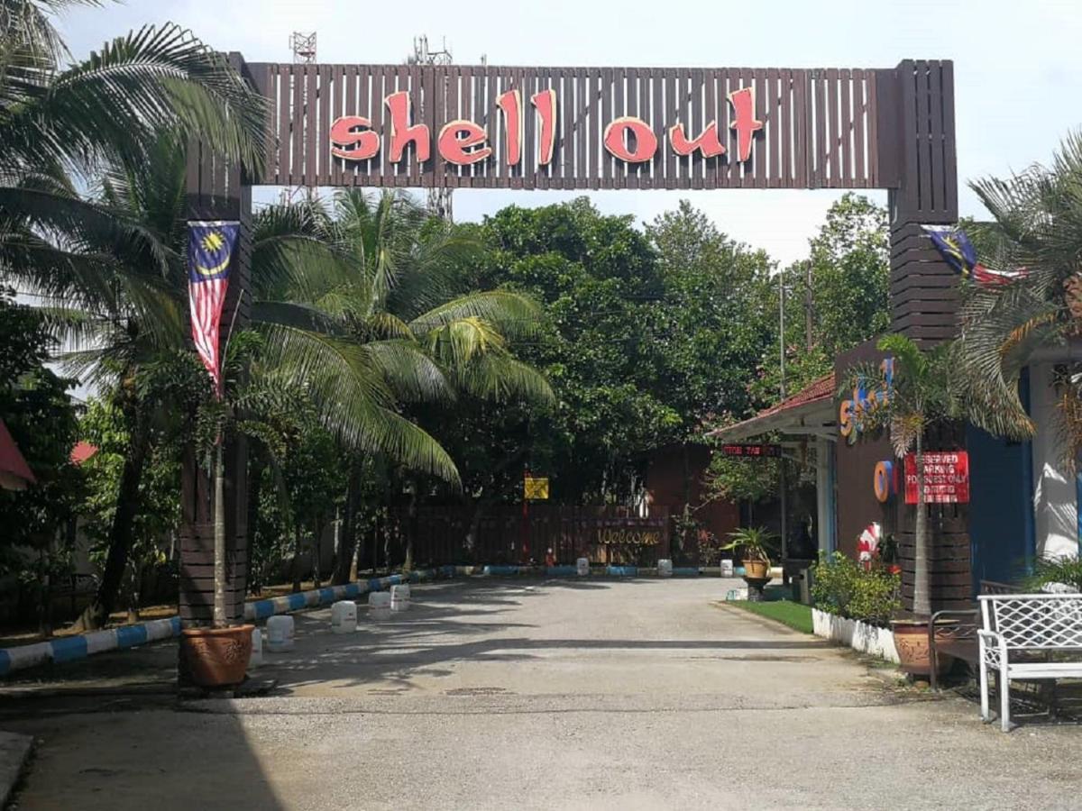 Shell Out Cenang Beach Resort Pantai Cenang  Exterior photo